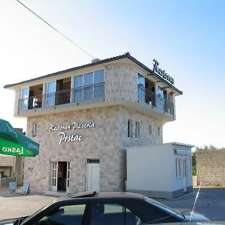 House Zivana