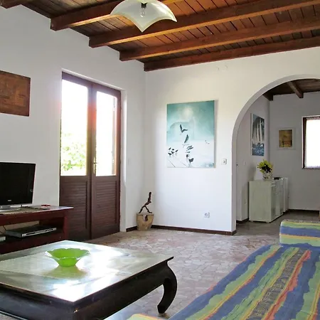 House Zivana * רוגוזניצה