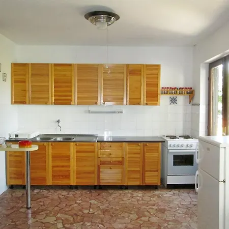House Zivana * רוגוזניצה